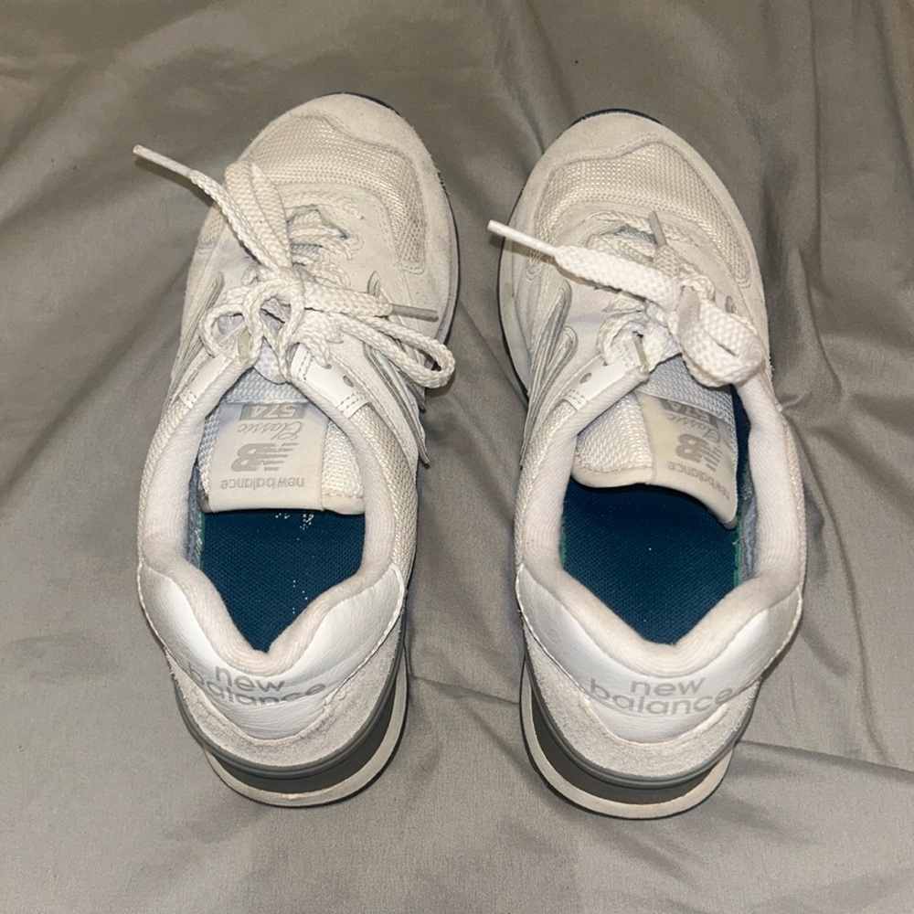 Used new balance shoes